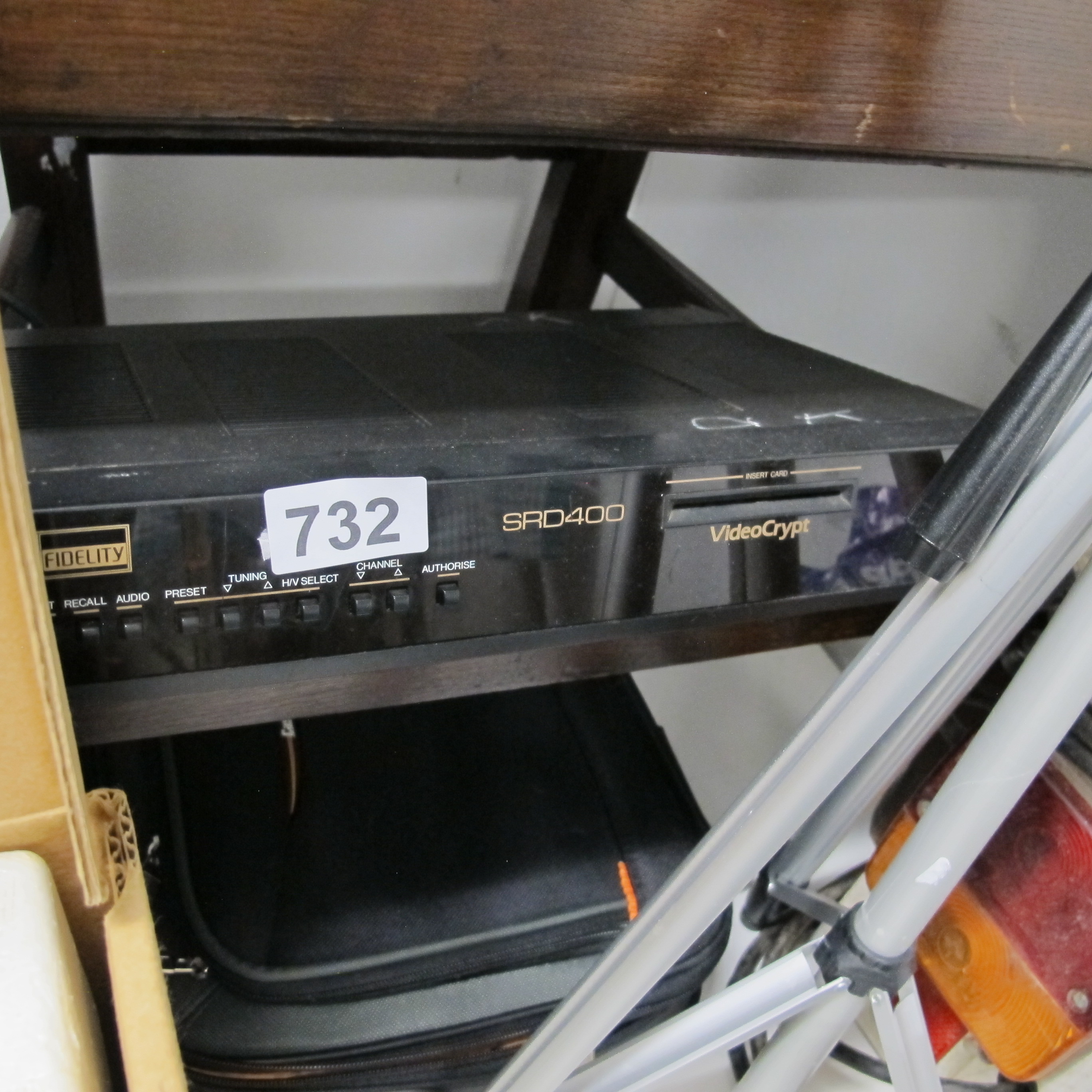 Lot 732