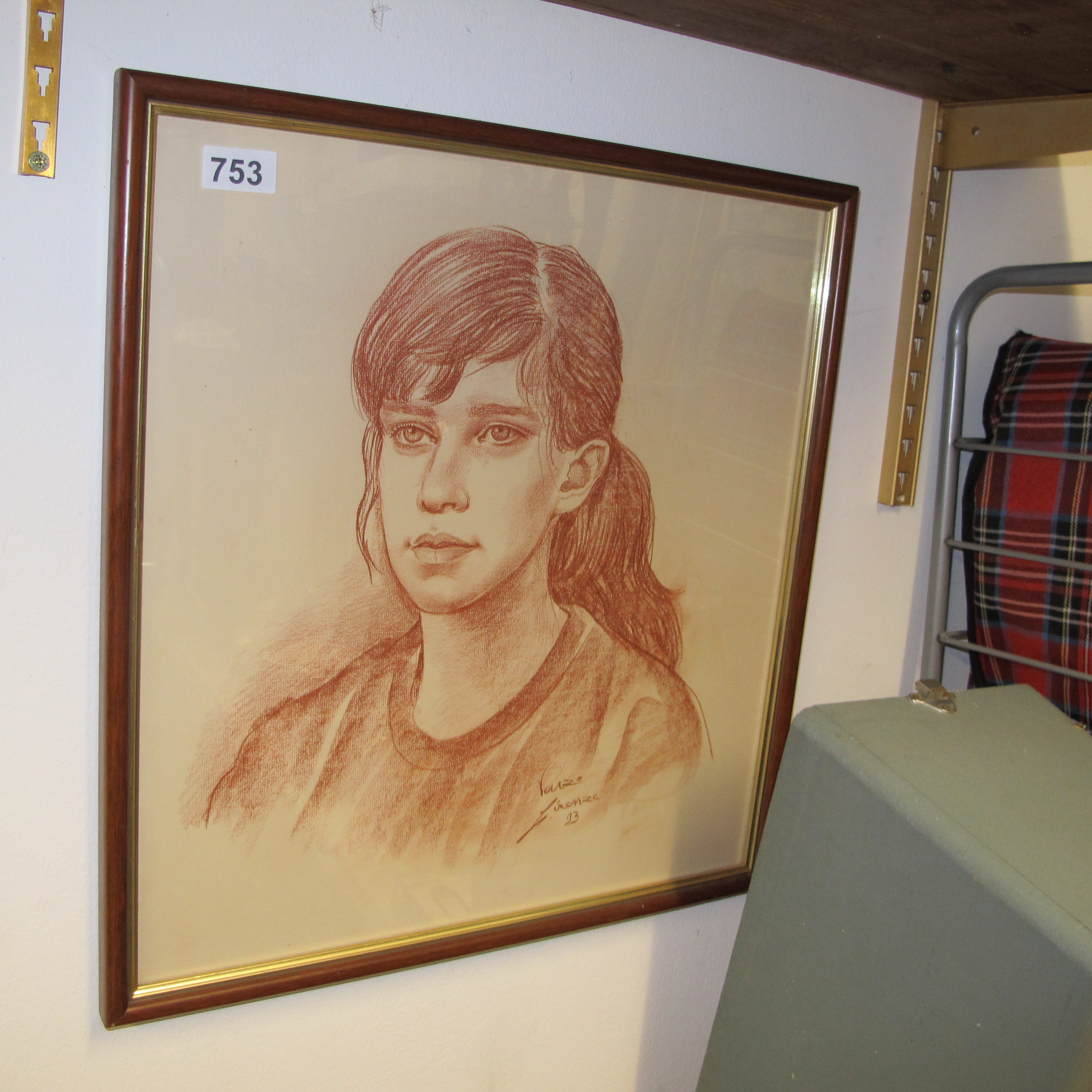 Lot 753
