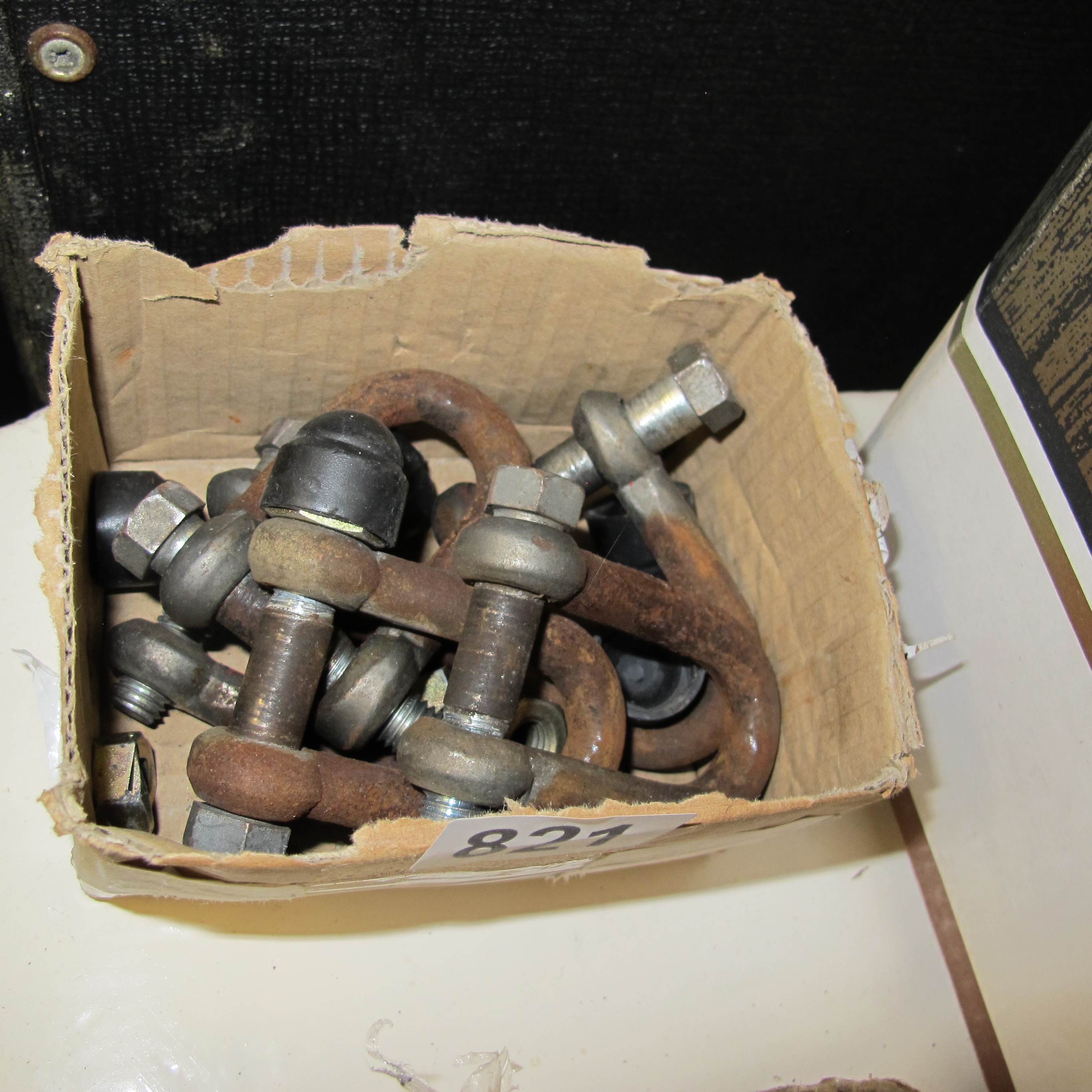 Lot 821