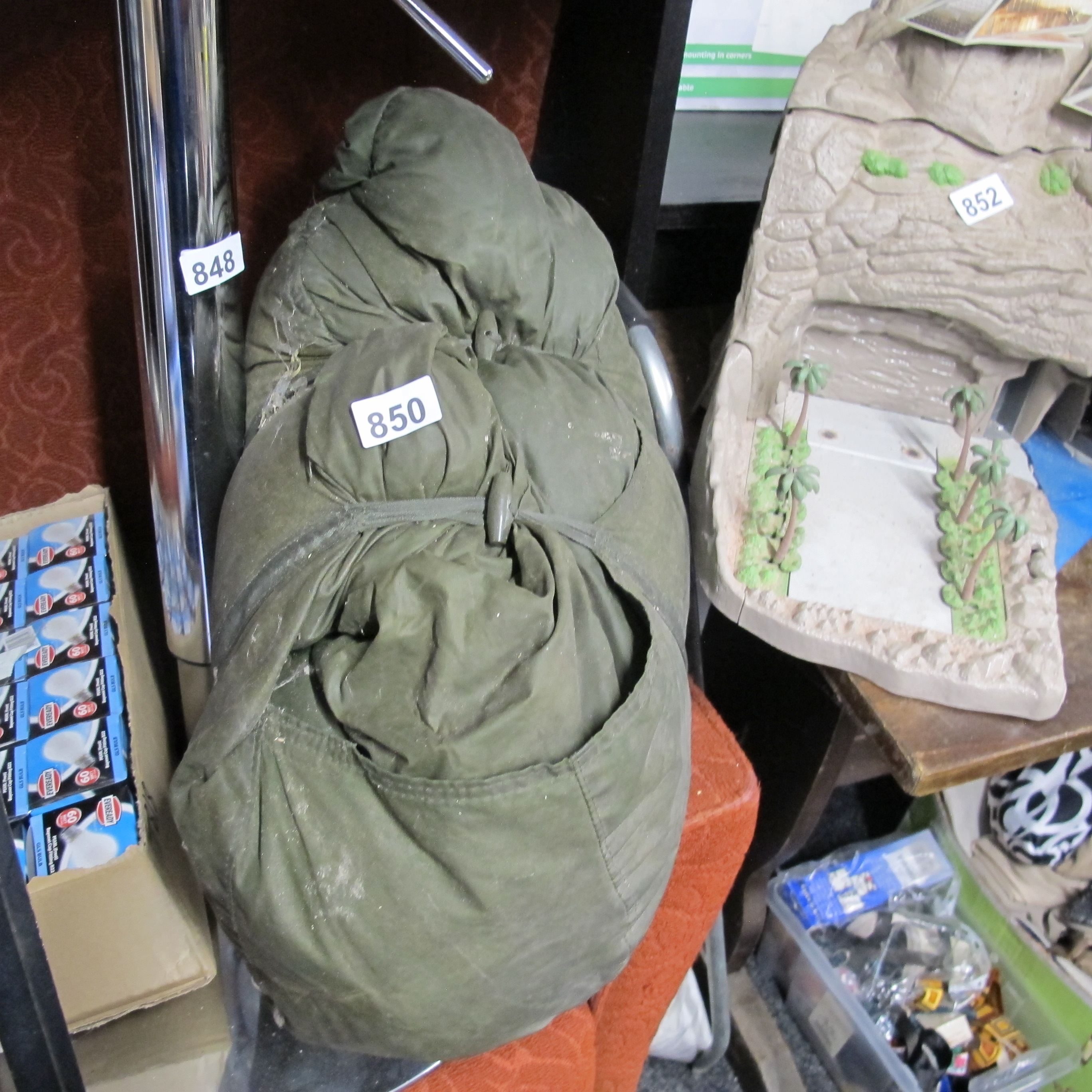 Lot 850