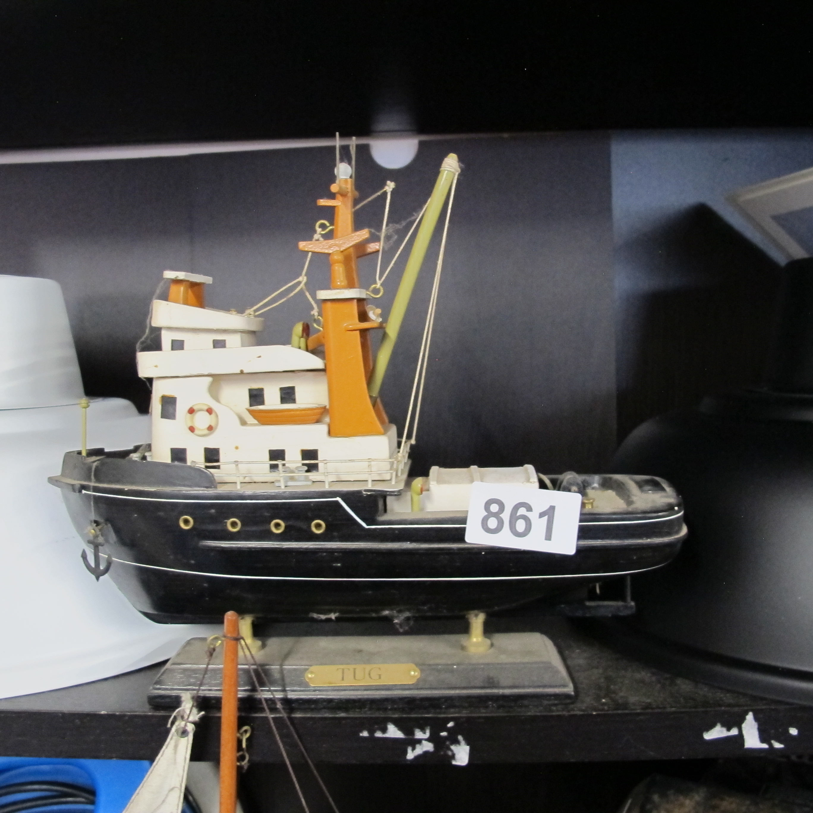 Lot 861