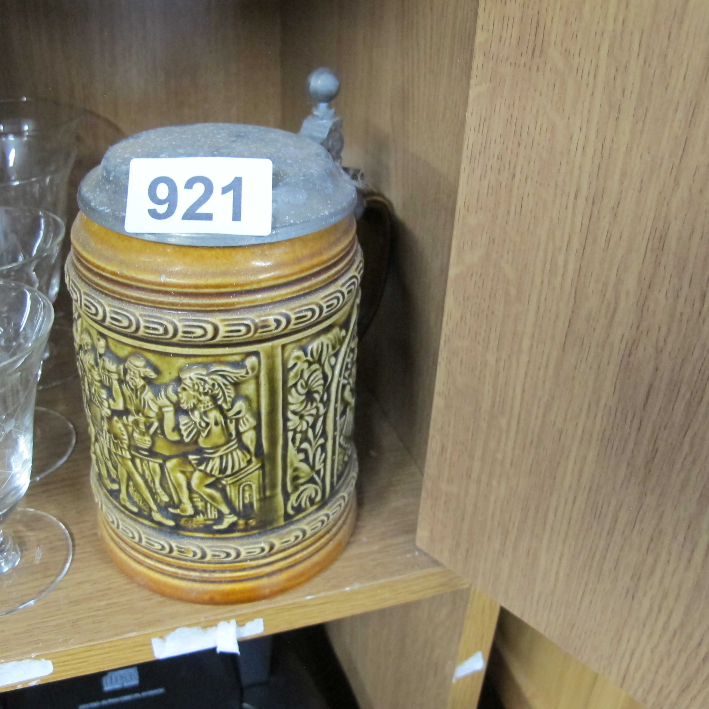 Lot 921