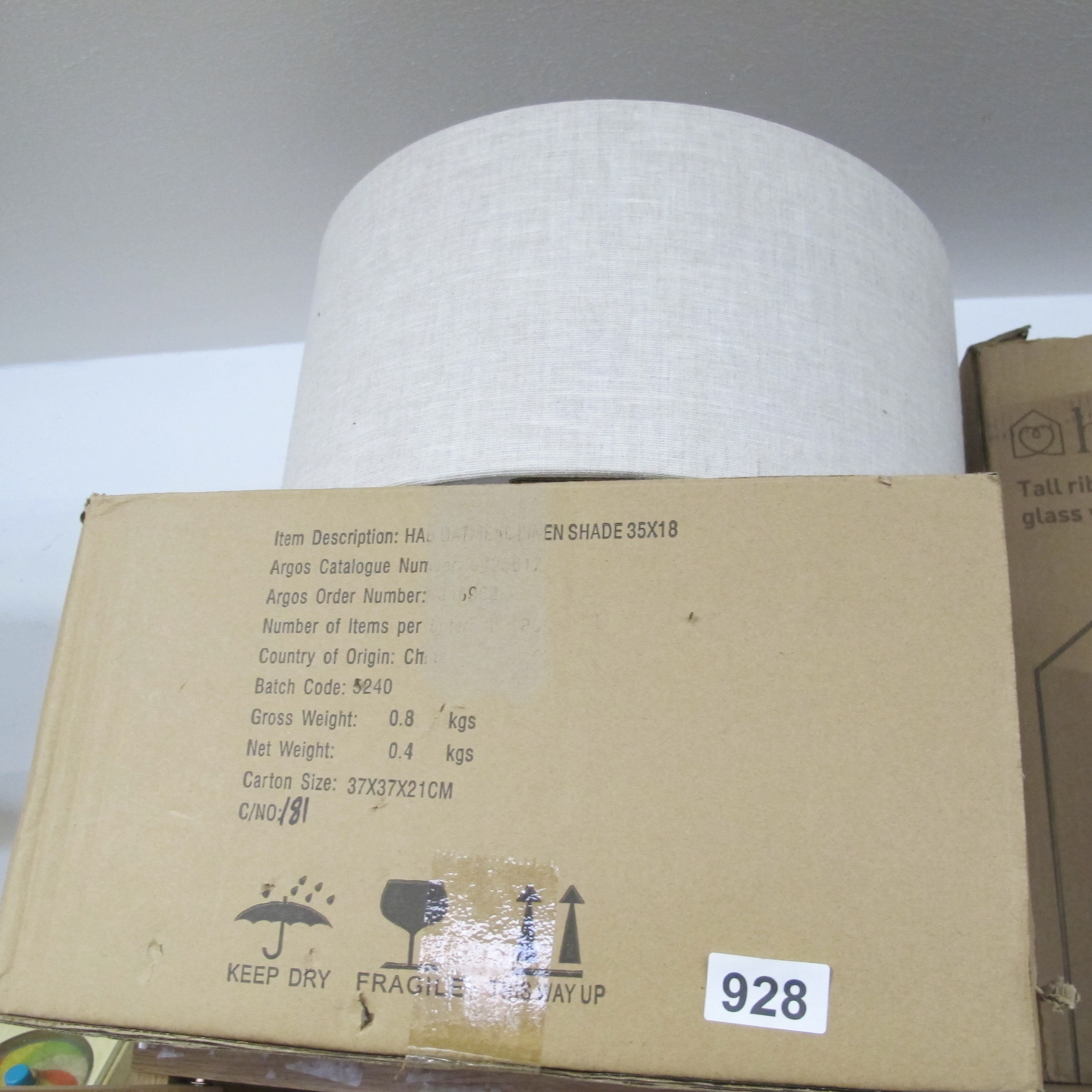 Lot 928