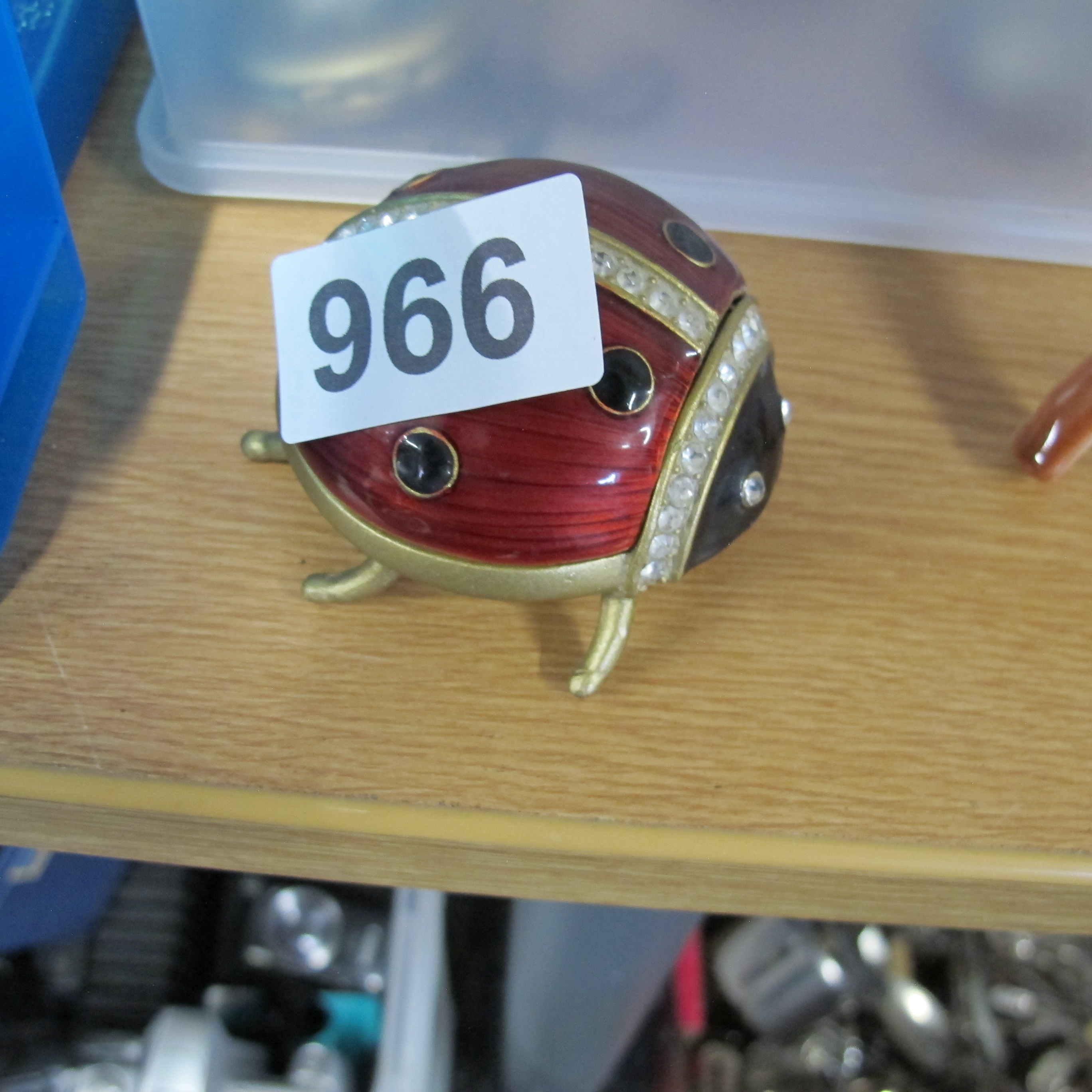 Lot 966