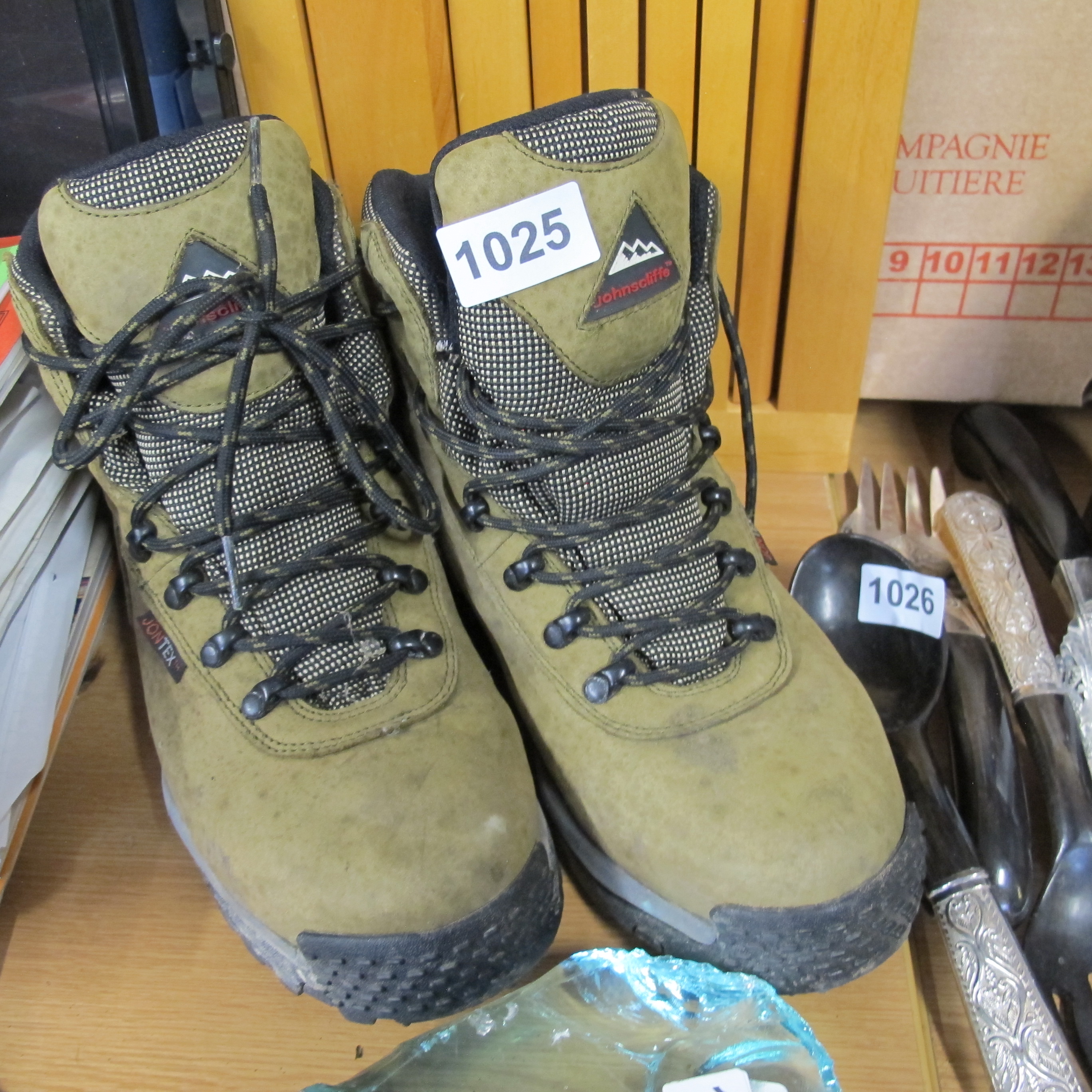 Lot 1025