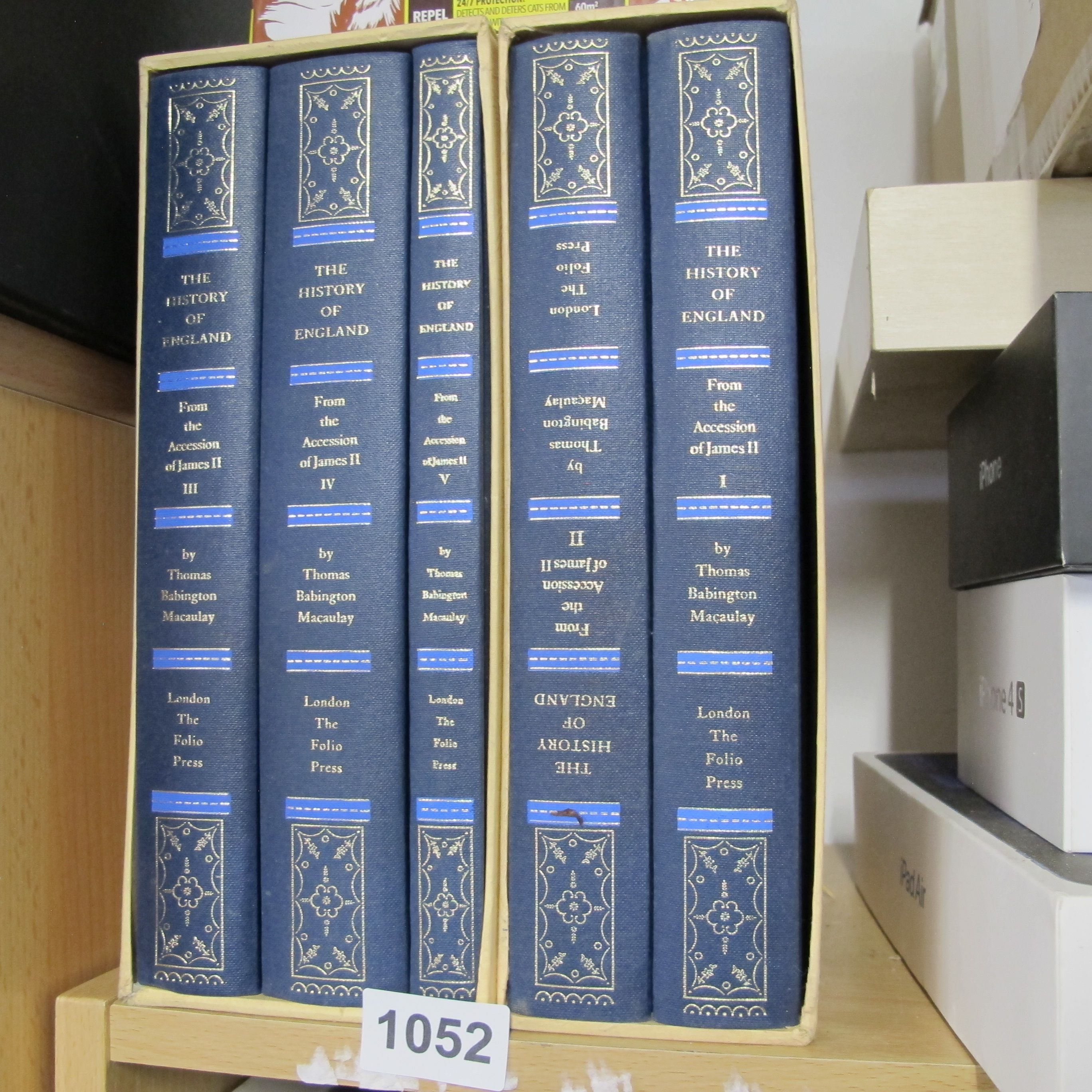 Lot 1052
