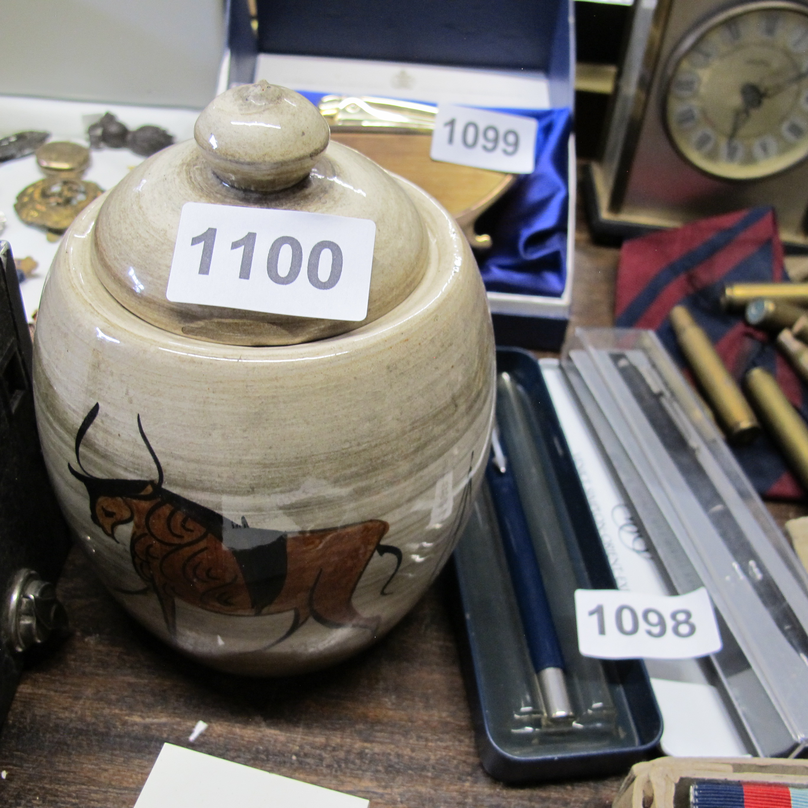 Lot 1100