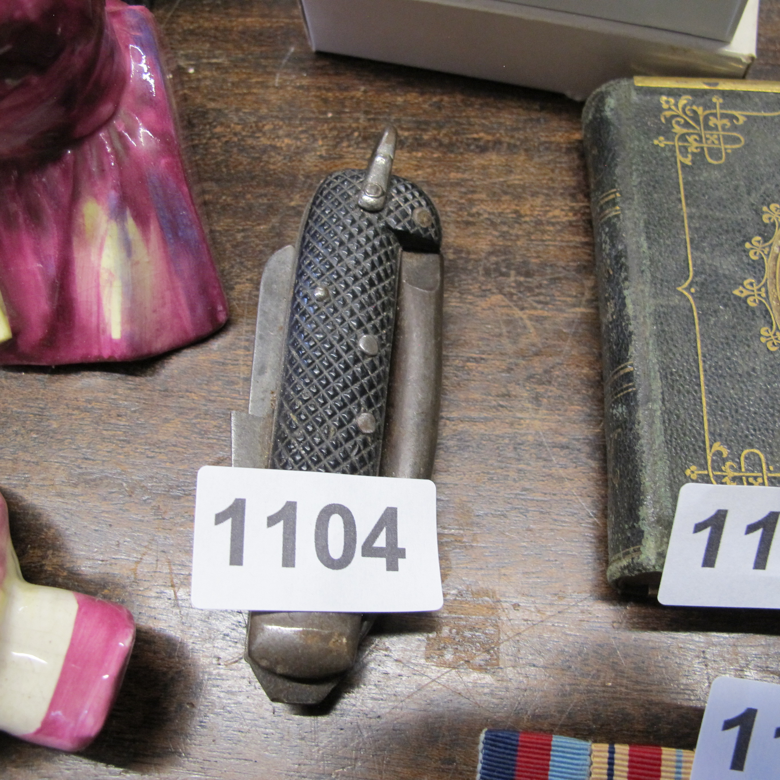 Lot 1104