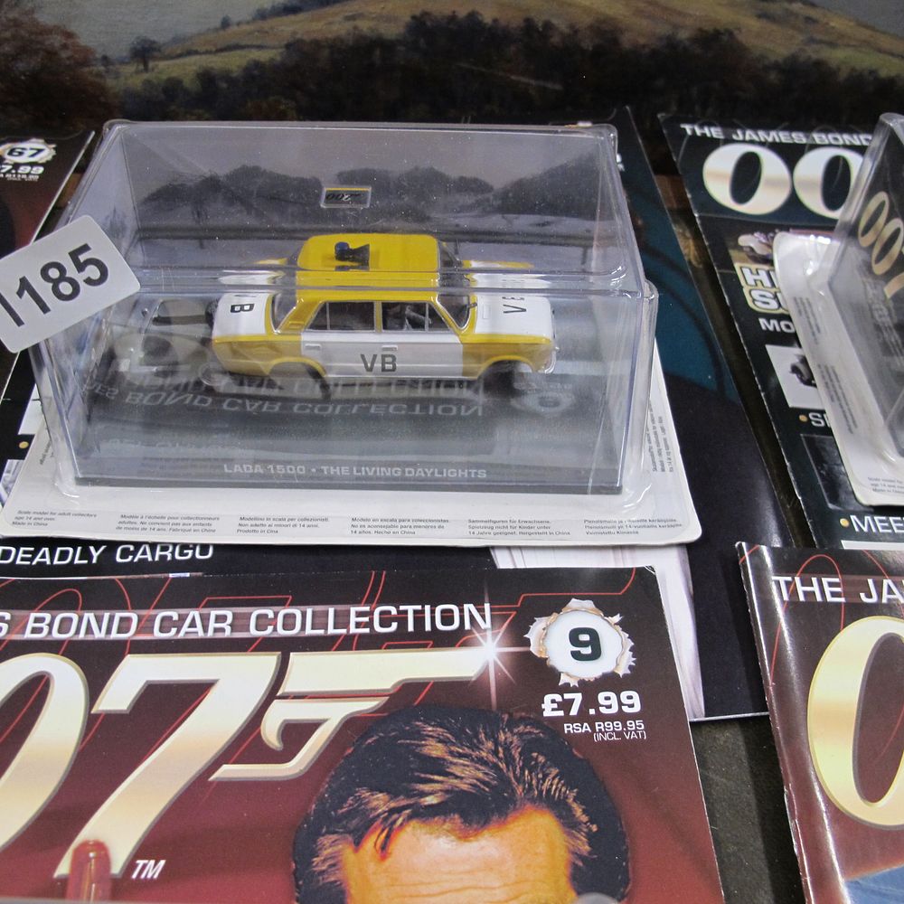 Lot 1185: The James Bond Car Collection Issue 9 Lada...