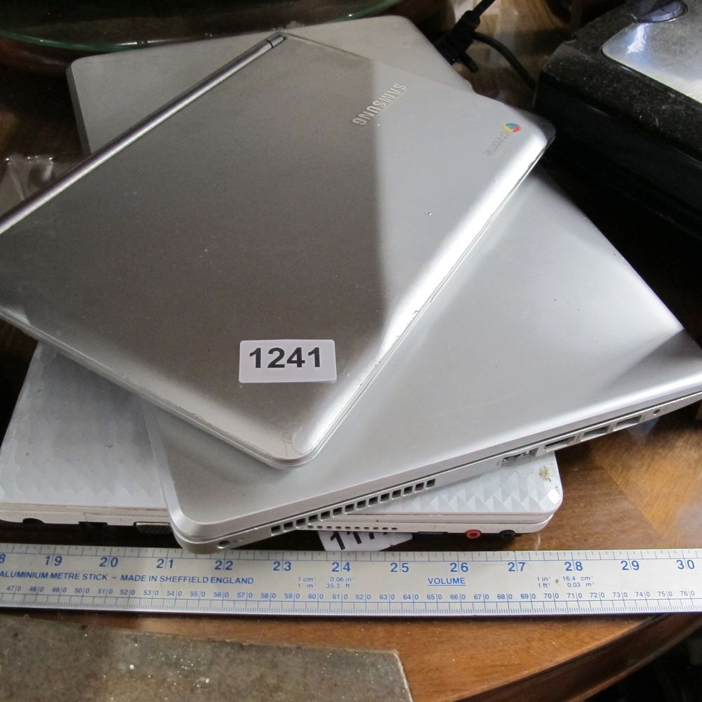 Lot 1241: A Trio of Small-Format Laptops including Samsung Chromebook