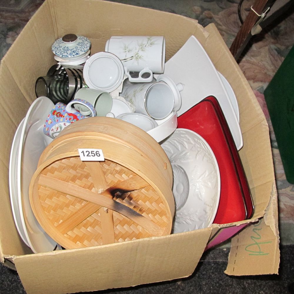 Lot 1256: A collection of assorted ceramics and kitchenware including...