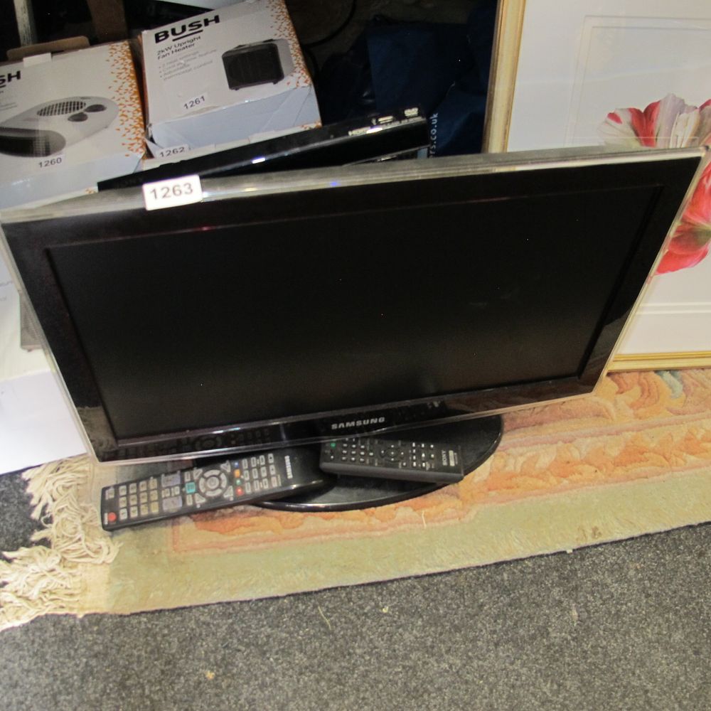 Lot 1263: Samsung 22 Inch LCD Television with Two Remote...