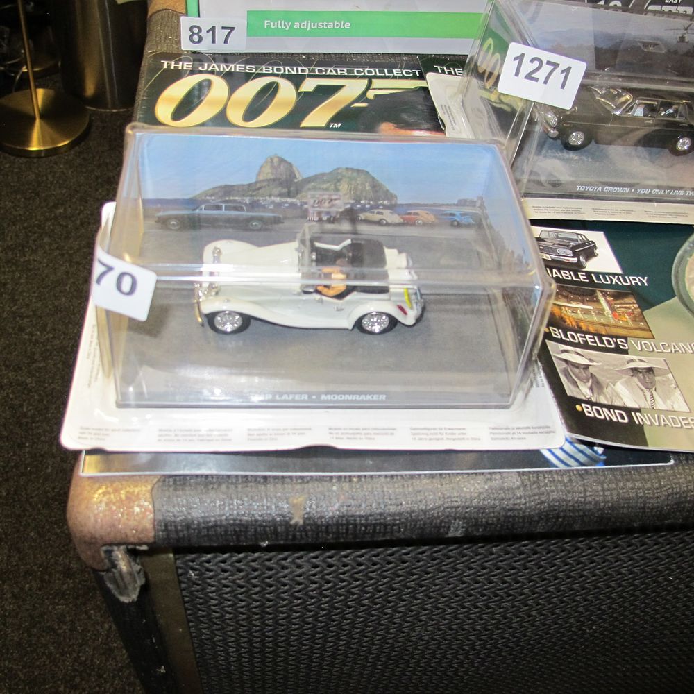 Lot 1270: Two 1:43 Scale Die-Cast Model Cars from The...