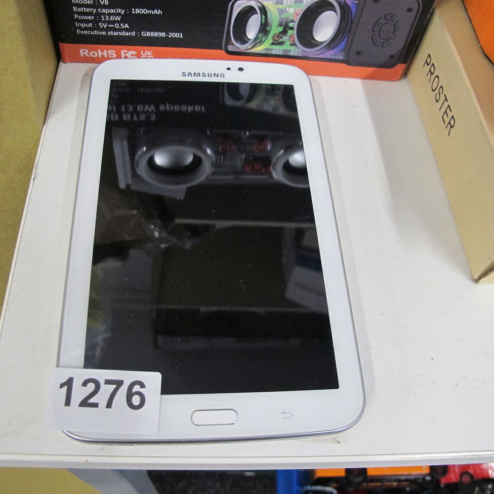 Lot 1276: Samsung Galaxy Tab 3 7.0 SM-T210 White Tablet
