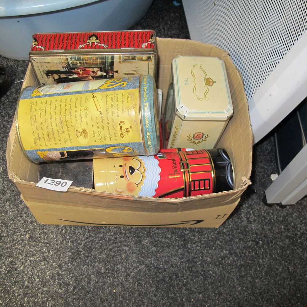 Lot 1290: An Assortment of Vintage Lithographed Advertising and Decorative...