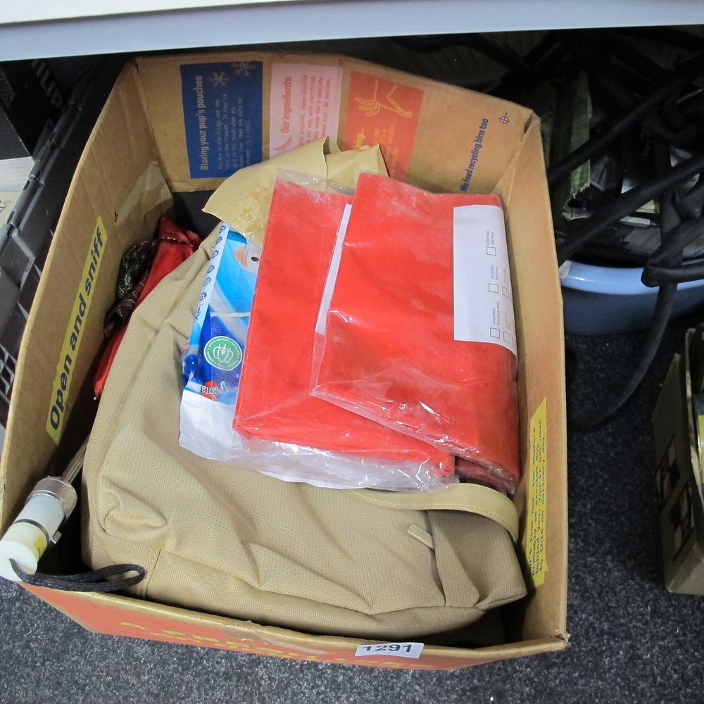 Lot 1291: An Assortment of Miscellaneous Household and Utility Items