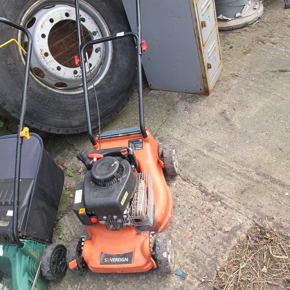 Lot 1324: A Collection of Garden Machinery and Industrial Items...