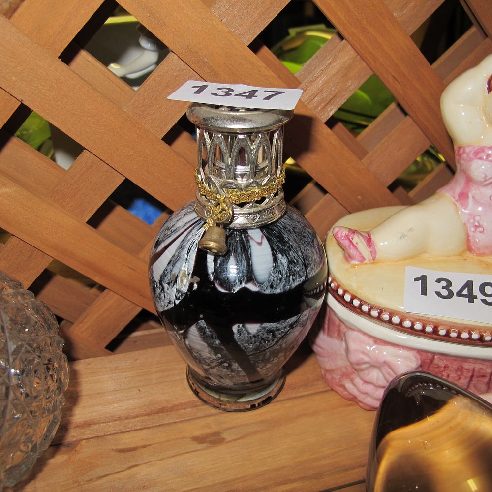 Lot 1347: Ashleigh and Burwood Charcoal Snowball Mouth-Blown Glass Fragrance...