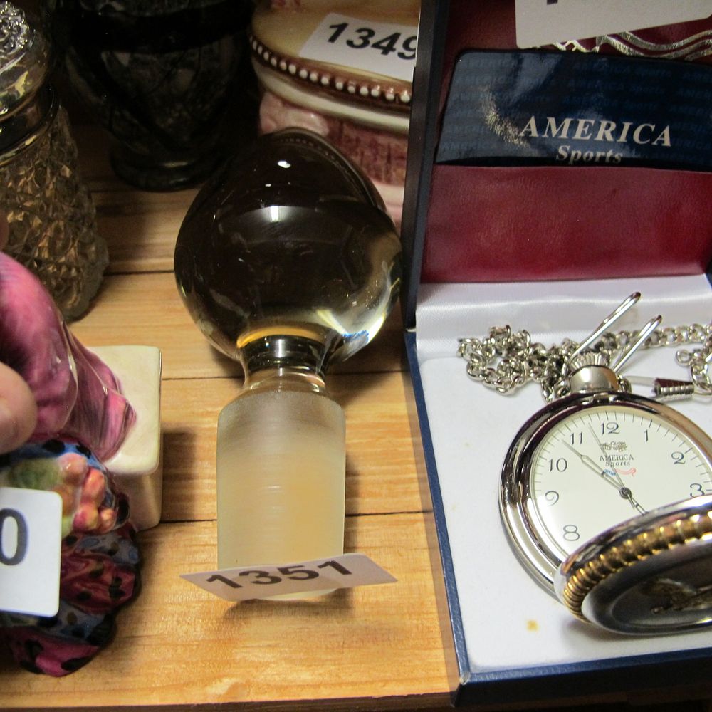 Lot 1351: A Smoke Glass Decanter Stopper and an America...