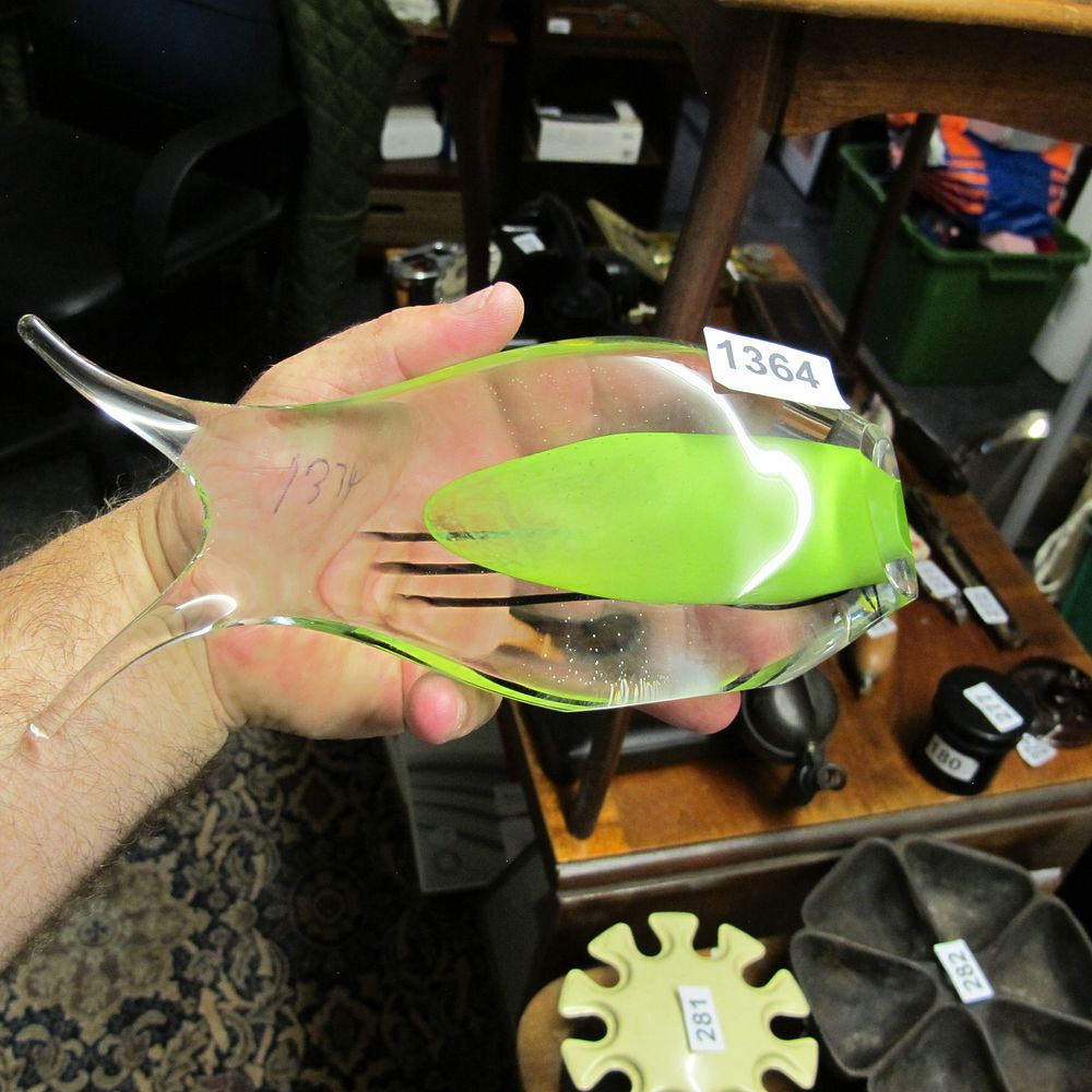 Lot 1364: Mid-century modern Murano style sommerso glass fish sculpture