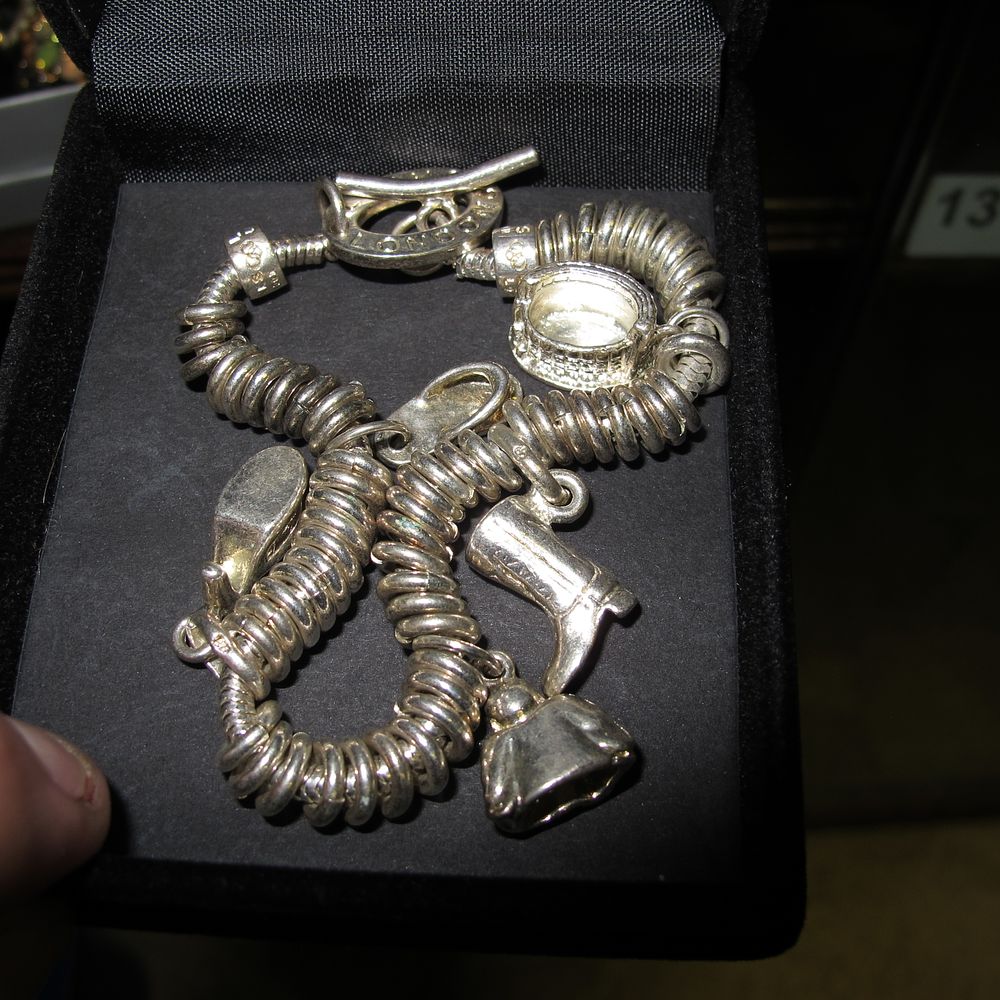 Lot 1376: Links of London Sterling Silver Sweetie Charm Bracelet