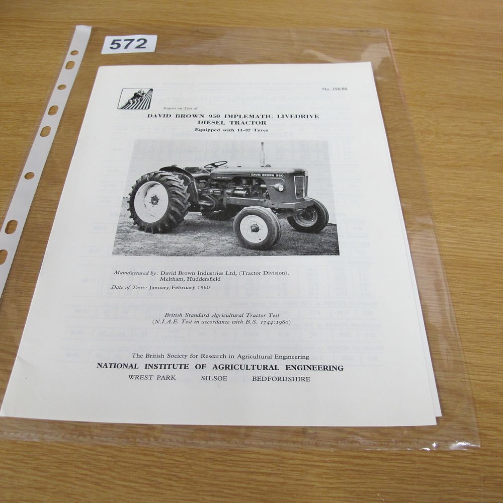 Lot 572: David Brown 950 Implematic Livedrive Diesel Tractor NIAE...