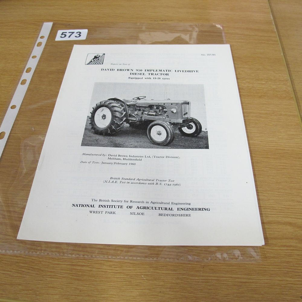 Lot 573: David Brown 950 Implematic Livedrive Diesel Tractor NIAE...