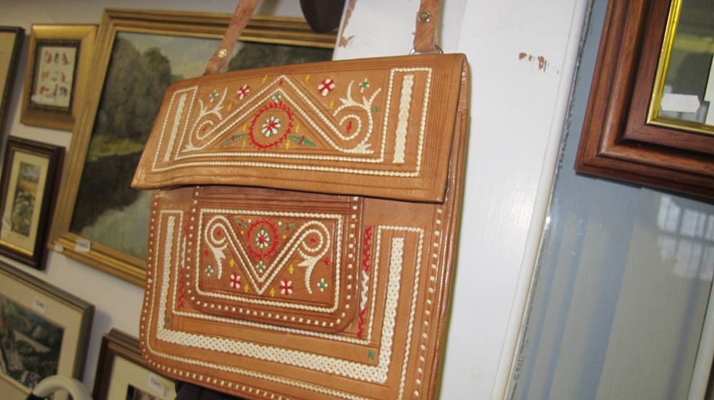 Lot 361: Embroidered Tan Leather Shoulder Bag