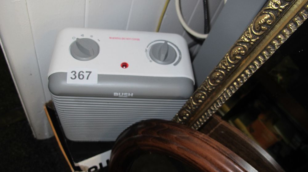 Lot 367: Bush Upright Fan Heater