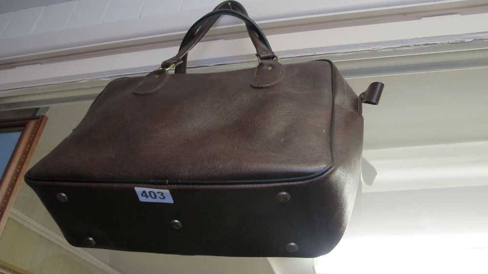Lot 403: Brown Textured Synthetic Framed Doctor's Style Holdall Bag