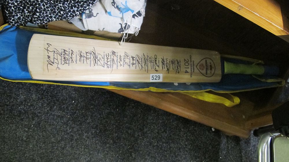 Lot 529: A Derbyshire County Cricket Club Team Signed Commemorative Bat 2014