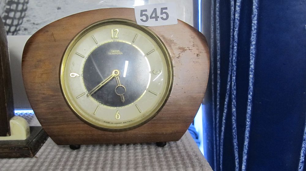 Lot 545: Smiths Tempora Mid-Century Wooden Mantel Clock