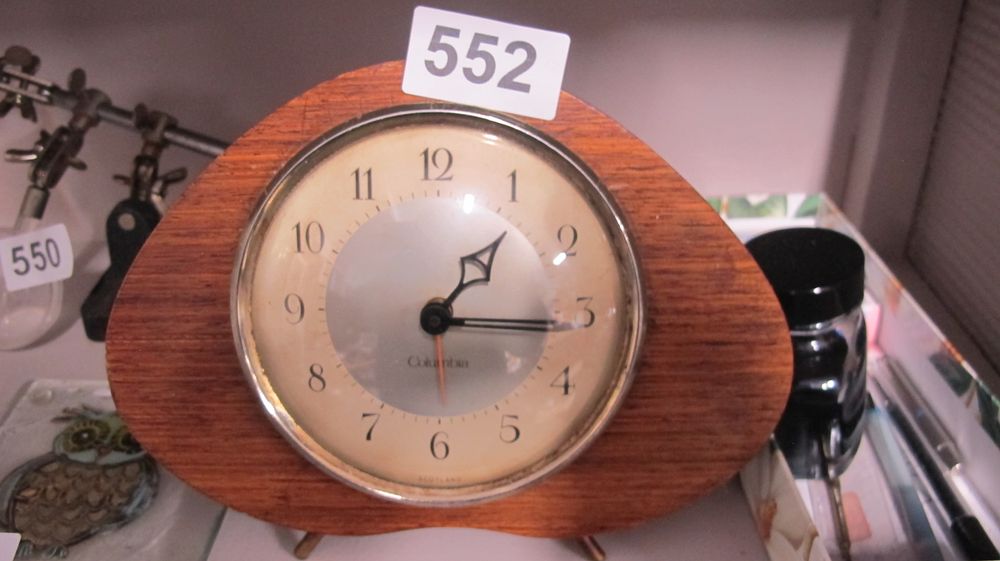 Lot 552: Vintage Scottish Columbia Mid-Century Wooden Mantel Clock