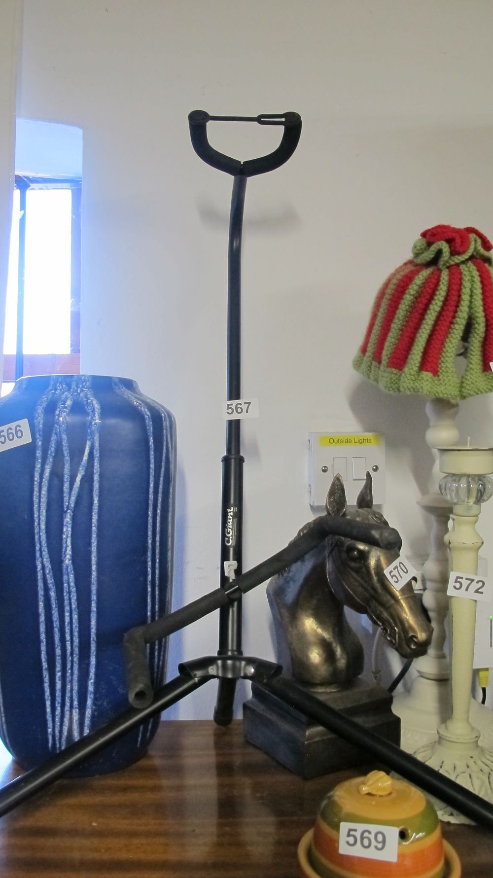 Lot 567: C.Giant Folding Metal Guitar Stand
