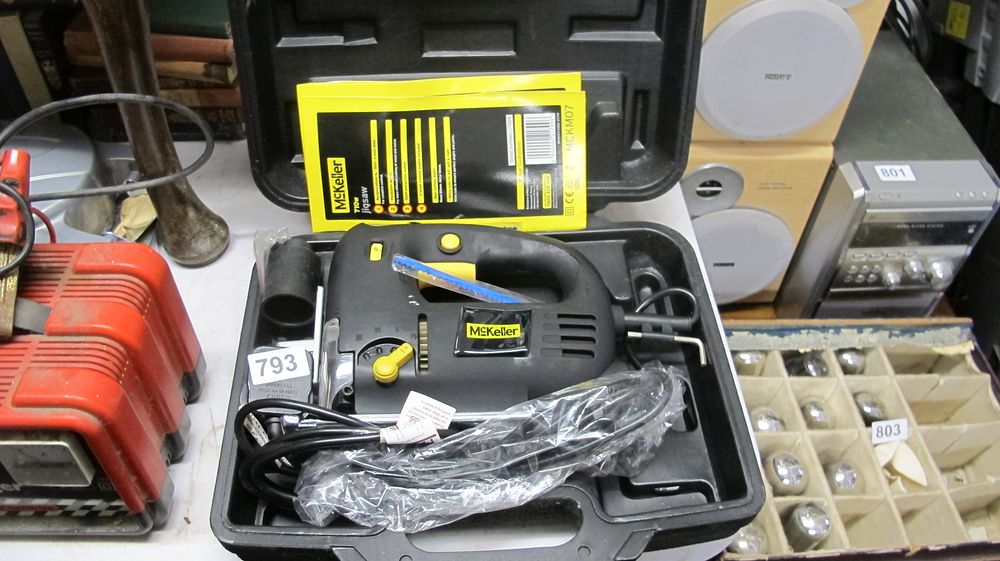 Lot 793: McKeller 710W Electric Jigsaw Model MCKM07 with Carry Case and Accessories