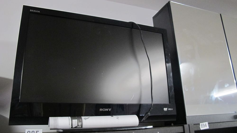 Lot 885: Sony Bravia LCD Television with Integrated DVD Player