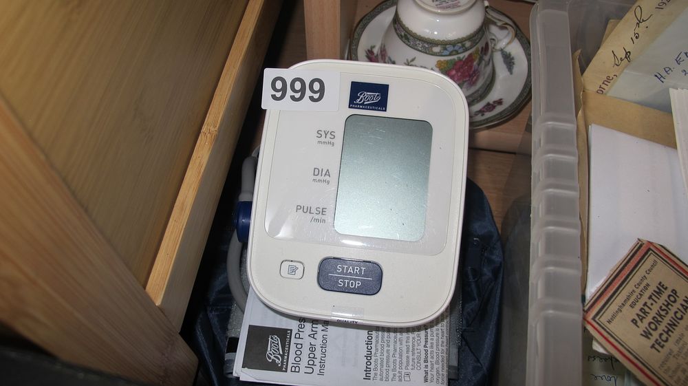 Lot 999: Boots Pharmaceuticals Upper Arm Blood Pressure Monitor