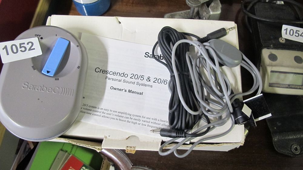 Lot 1052: Sarabec Crescendo 20/5 & 20/6 Personal Sound System