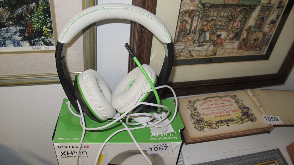 Lot 1057: Gioteck XH100 Wired Stereo Multiplatform Gaming Headset in Original Packaging