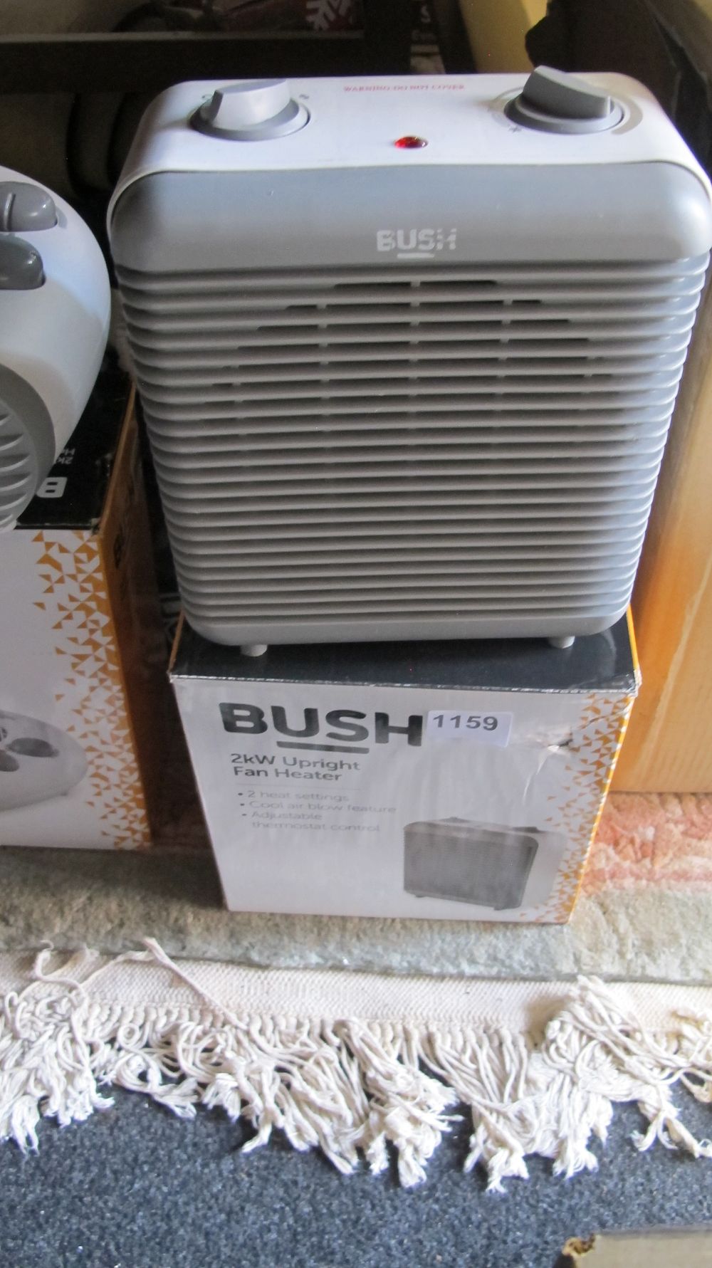 Lot 1159: Bush 2kW Upright Fan Heater