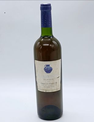 לאספנים 
Barkan Classic Emerald Riesling 
יקב: יקב ברקן (Barkan 