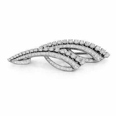 Vintage white gold brooch with diamonds. 18K WHITE GOLD BROOCH WITH DIAMONDS, 3CT (APPROX.) 