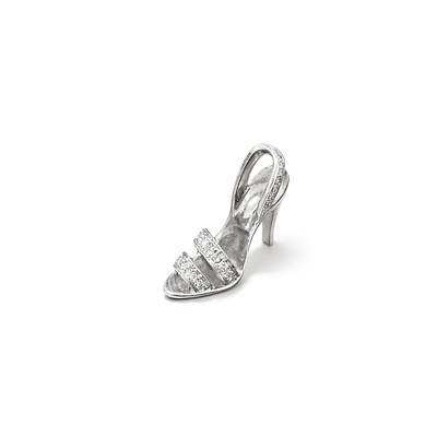 DIAMOND SANDAL PENDANT. 18KT WHITE GOLD SANDAL PENDANT DECORATED WITH PAVE-SET DIAMONDS. ITALIAN 
