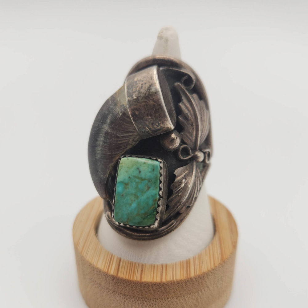 Lot 173: Important Sam P HMIJ Navajo Claw Turquoise Ring 16g