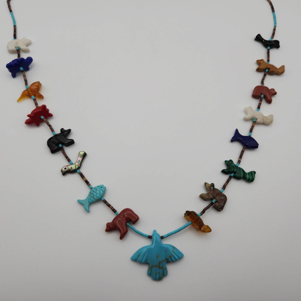 Lot 191: Zuni Carved Animal Fetish Necklace