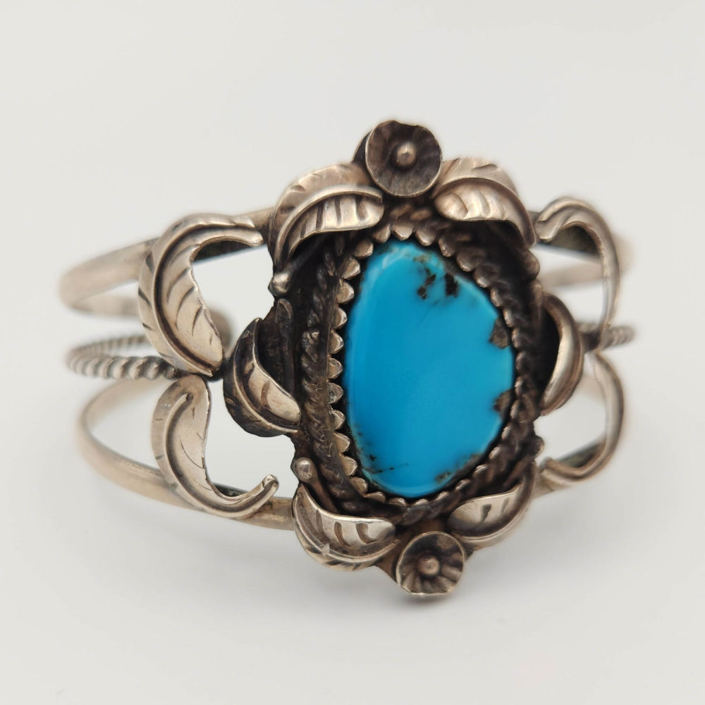 Lot 200: Mexico Sterling Turquoise Cuff Bracelet 29.6g