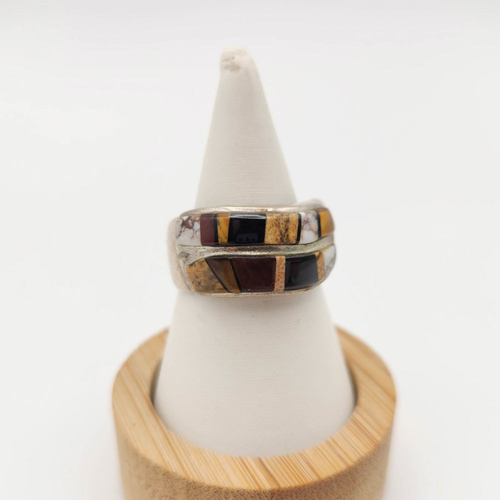Lot 219: Sterling Zuni TSF Inlay White Buffalo Ring 9.4g