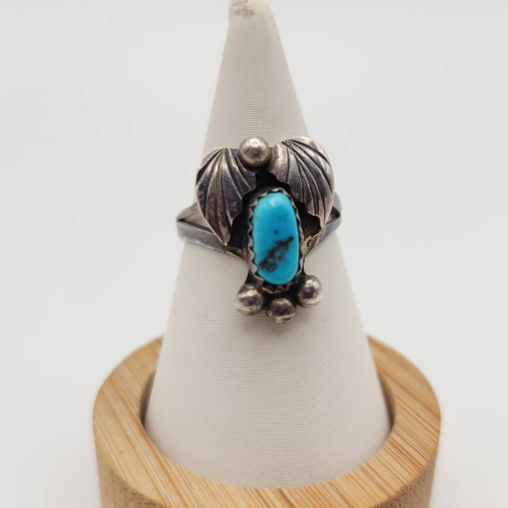 Lot 223: Sterling Navajo Turquoise "D" Ring Size 5, 3g