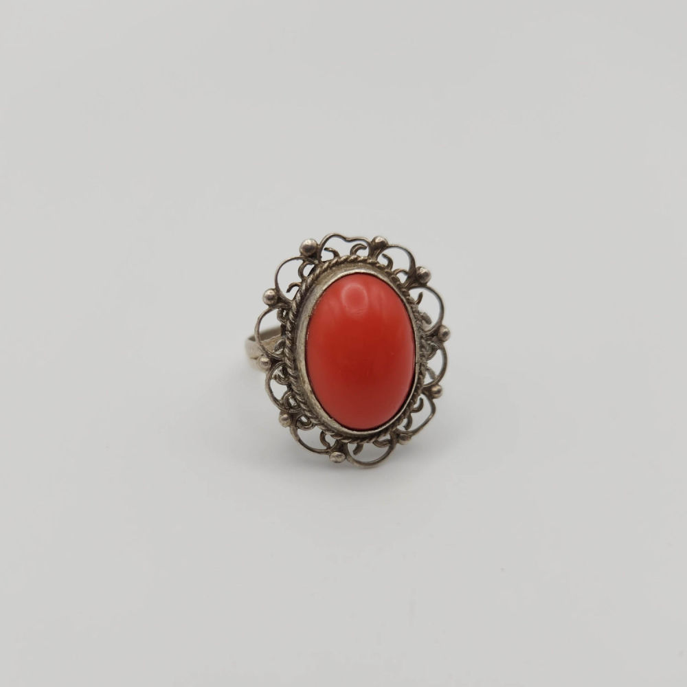 Lot 226: Sterling Taxco Coral Eagle4 Ring Size 7, 3.5g