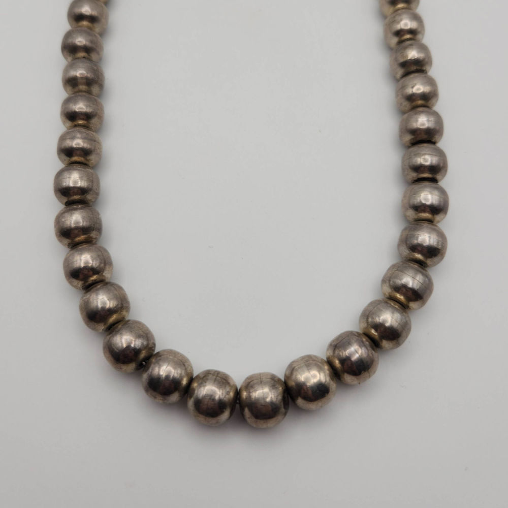 Lot 246: Sterling Ball Necklace Taxco TD-22 95g